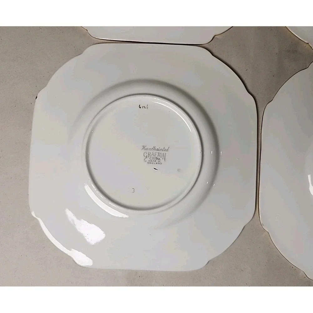 Vintage‎ 4-Pc Royal Grafton Fine Bone China Dessert Plates MCM Exquisite Rare